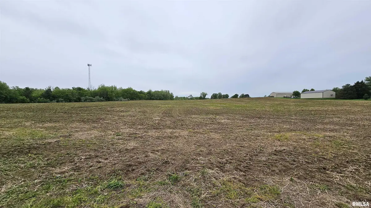 000 Old Creal Springs RD, Marion, IL 62959-0000