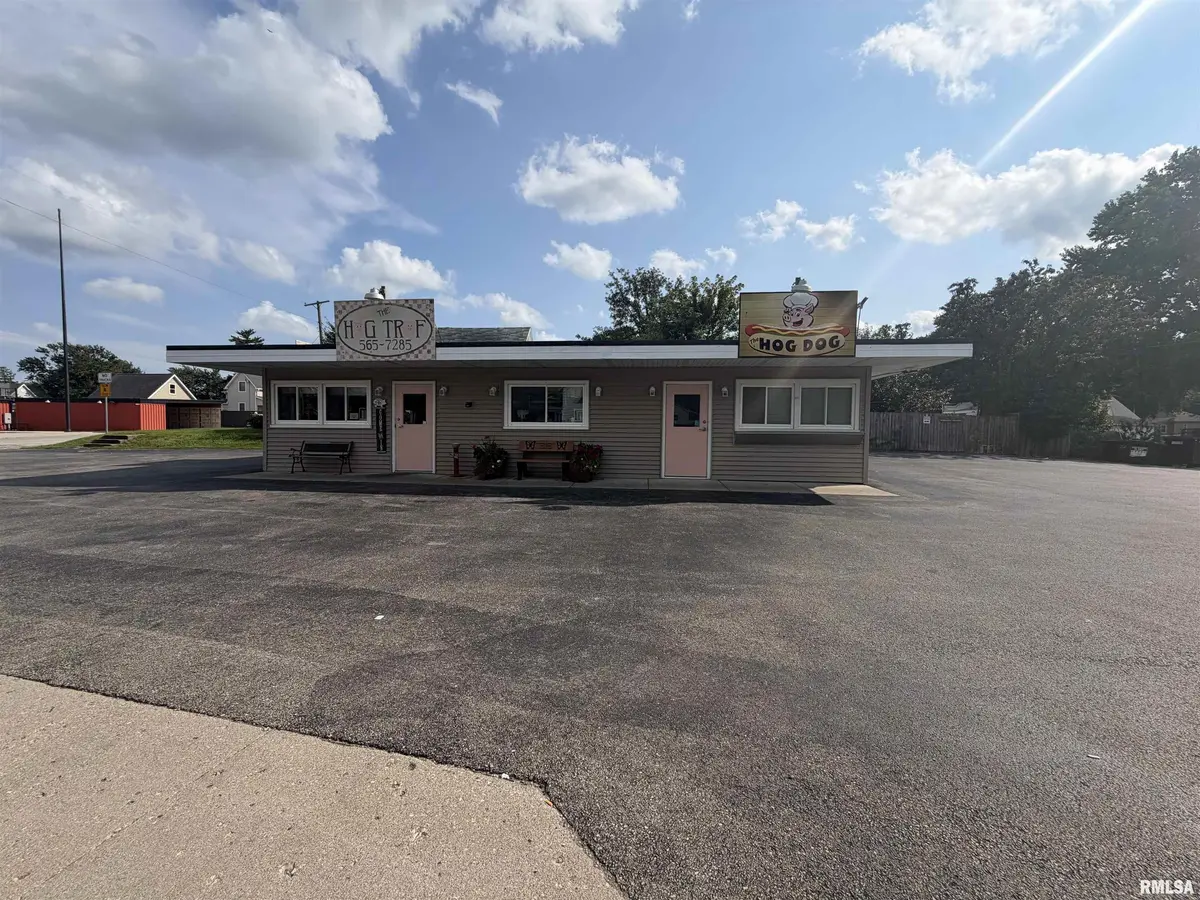 12808 W FARMINGTON RD, Hanna City, IL 61536