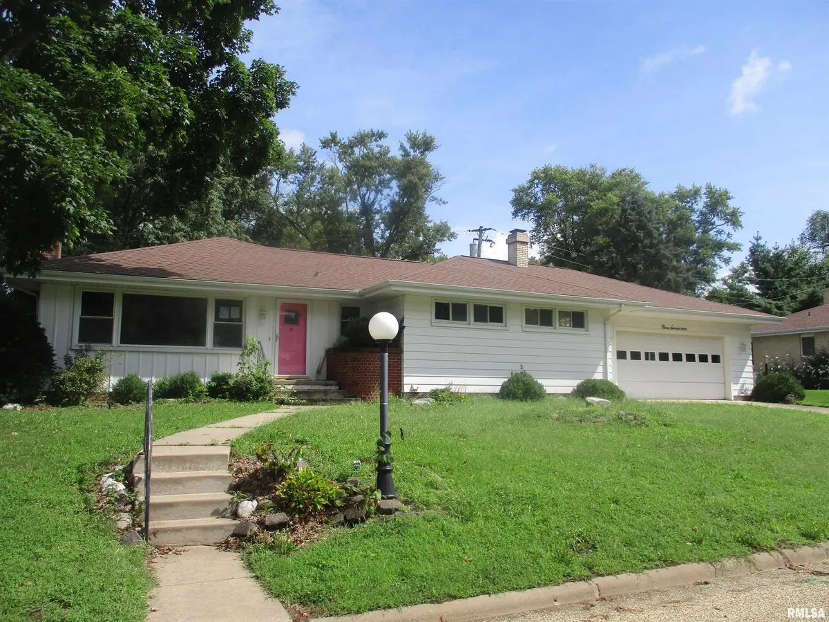 917 LAWNDALE ST, Lacon, IL 61540