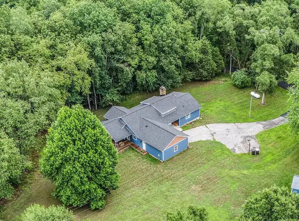8300 Grand River DR SE, Cascade Twp, MI 49301