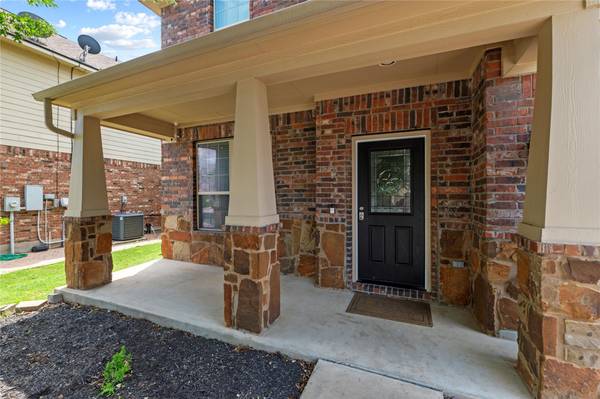 117 Emory Fields DR, Hutto, TX 78634