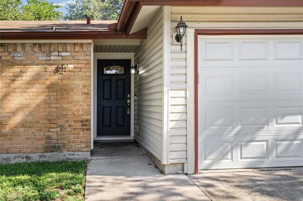 621 Russet Valley DR, Cedar Park, TX 78613