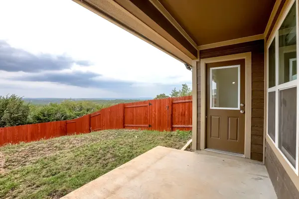 20111 Travis DR #B, Lago Vista, TX 78645