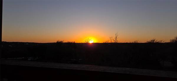 17708 Linkhill DR, Dripping Springs, TX 78620