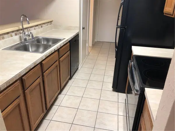 13359 Water Oak LN #A, Austin, TX 78729