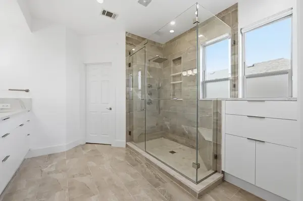 2301 Golden Gate PARK, Austin, TX 78732