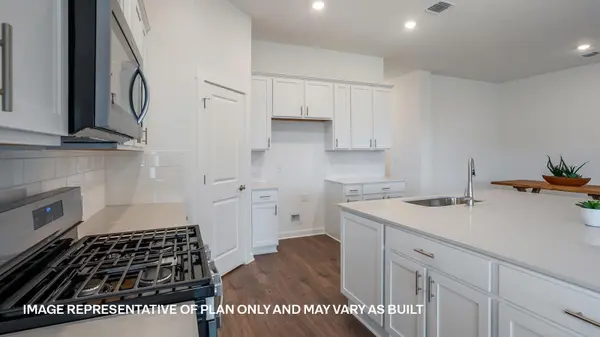 416 Eagle Canyon DR, Leander, TX 78641