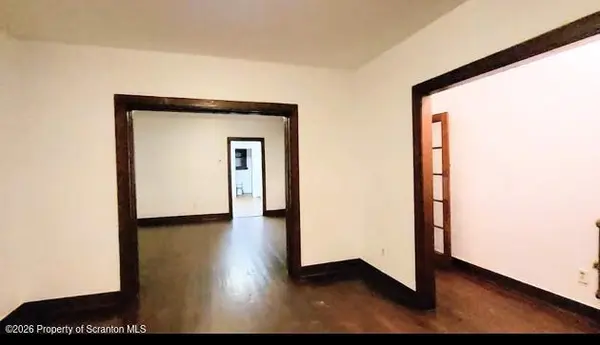 615 N Main ST, Scranton, PA 18504
