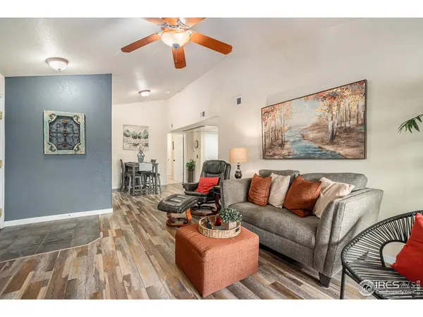 118 Beacon #E, Windsor, CO 80550