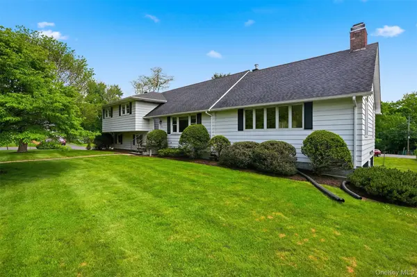 205 East DR, Hurley, NY 12443