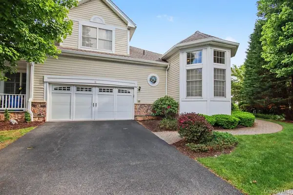 11 Augusta DR,  Cortlandt Manor,  NY 10567