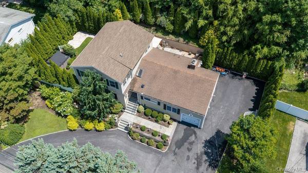 457 Pinebrook BLVD, New Rochelle, NY 10804