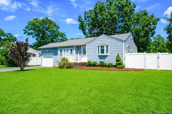 155 Howard ST, Port Jefferson Station, NY 11776