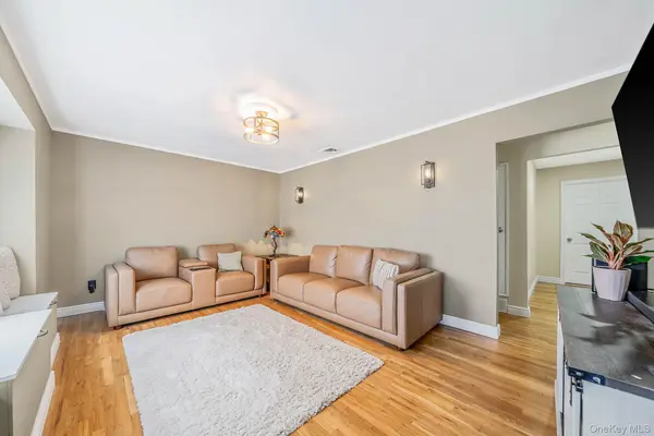 155 Howard ST, Port Jefferson Station, NY 11776