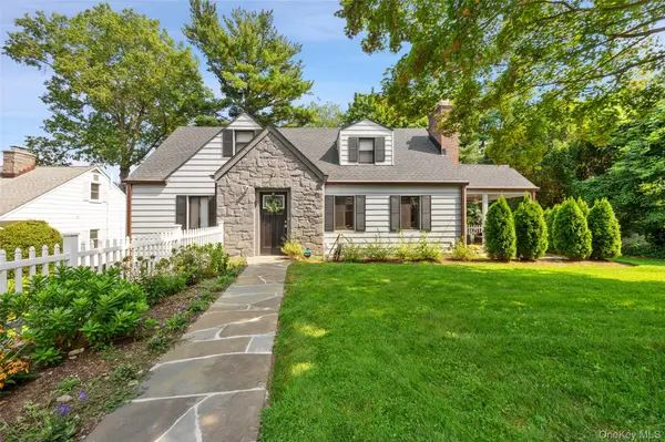 27 Clarendon RD, Scarsdale, NY 10583