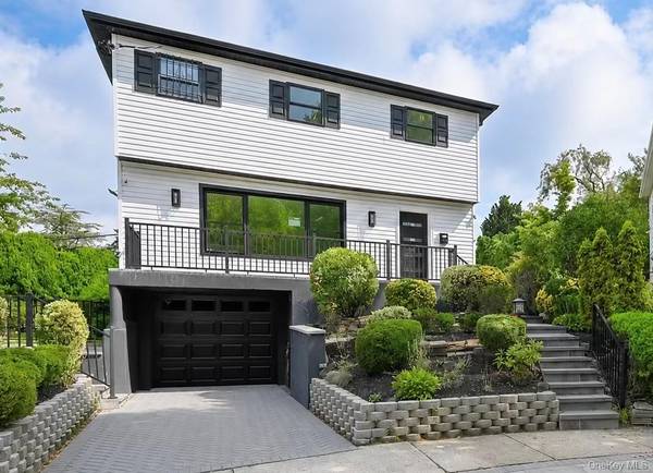 13-15 143rd ST, Whitestone, NY 11357