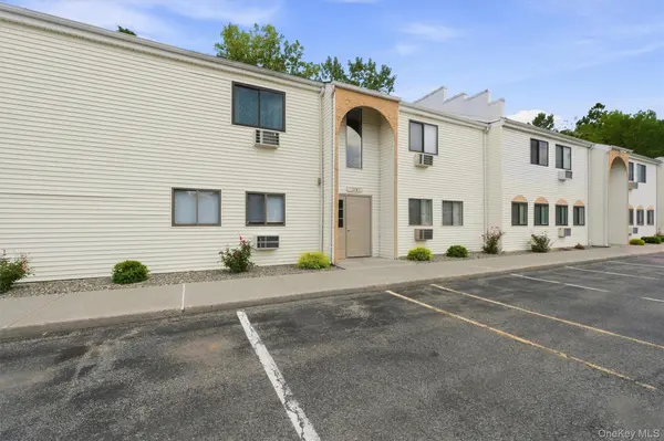 21 Scarborough LN #B, Wappingers Falls, NY 12590