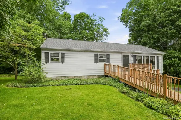 9 Michelle DR, Newburgh, NY 12550