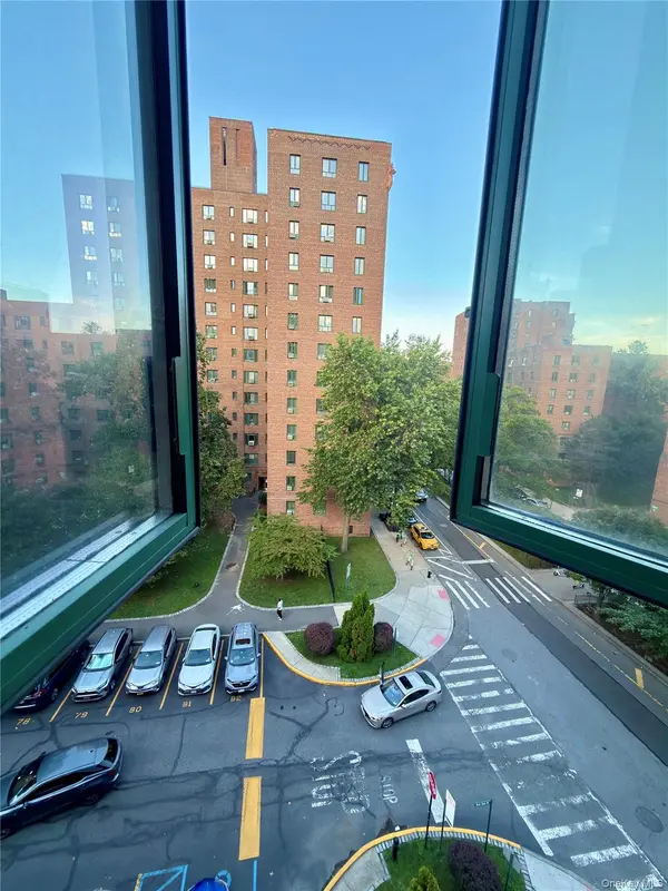 1591 Metropolitan AVE #5C, Bronx, NY 10462