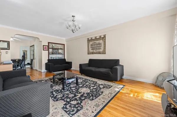 92-05 Whitney AVE #B33, Elmhurst, NY 11373