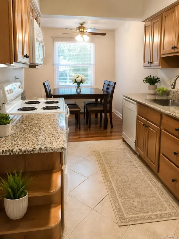1-1 Germonds #1, Bardonia, NY 10954
