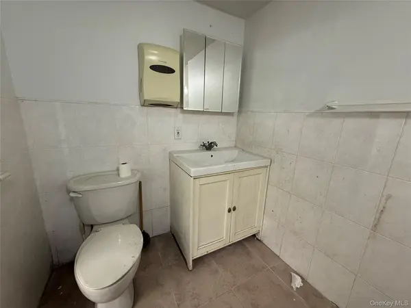 35-50 92 ST, Jackson Heights, NY 11372