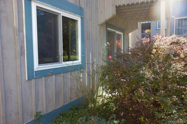 76 Sterling #76, Beacon, NY 12508
