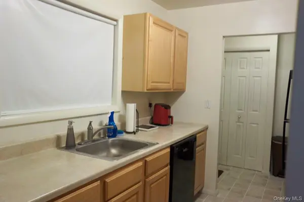 76 Sterling #76, Beacon, NY 12508