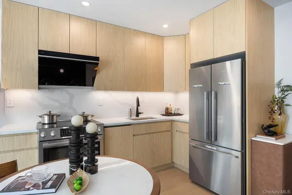 35-30 146th ST #304, Flushing, NY 11354