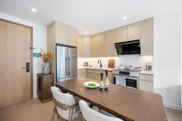 35-30 146 ST #306, Flushing, NY 11354