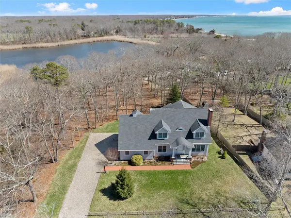 360 Masters RD, Laurel, NY 11948