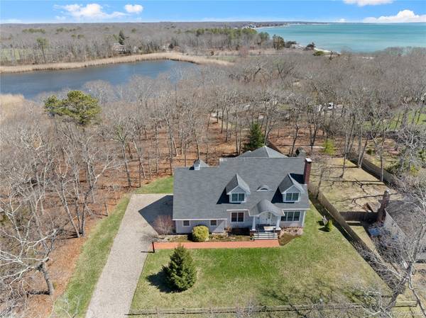 360 Masters RD, Laurel, NY 11948