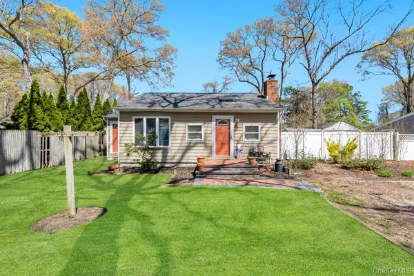 89 Gould RD, Centereach, NY 11720