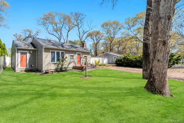 89 Gould RD, Centereach, NY 11720