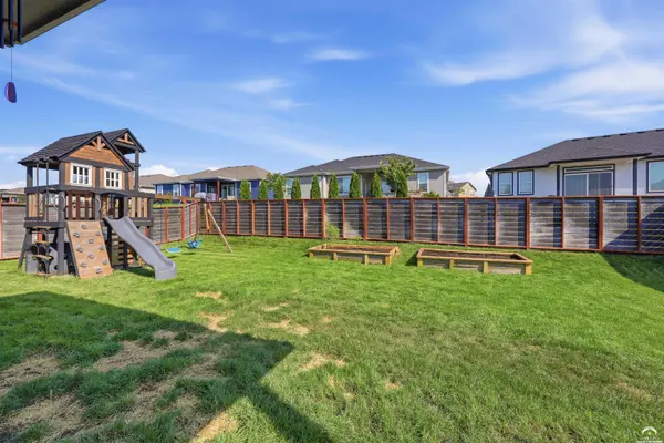 2608 E 26th TER, Lawrence, KS 66046