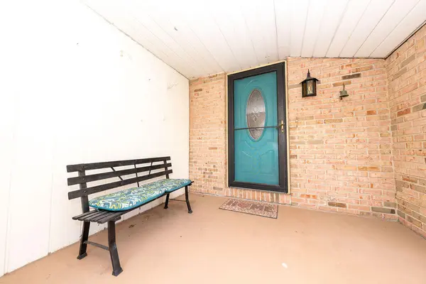 906 Honeysuckle LN, Michigan City, IN 46360