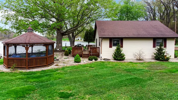 1588 W Severs RD, La Porte, IN 46350
