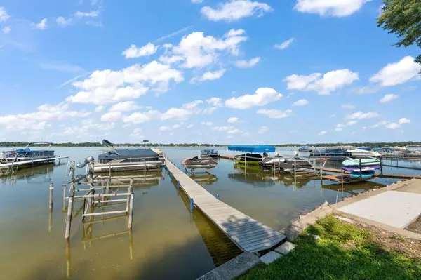 6403 S Rannells W Road, Knox, IN 46534
