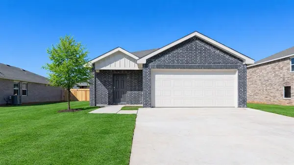515 St. Charles PL, Newcastle, OK 73065