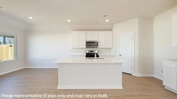 5909 Green Meadow LN, Oklahoma City, OK 73132