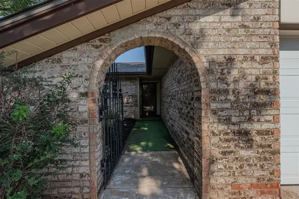 5113 Beacon Hill RD, Oklahoma City, OK 73135