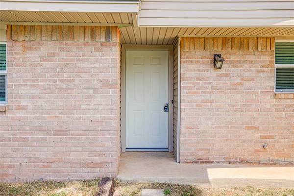 1517 Willowcliff CT, Norman, OK 73071
