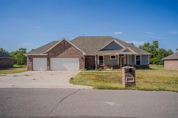 17945 Salem RD, Choctaw, OK 73020