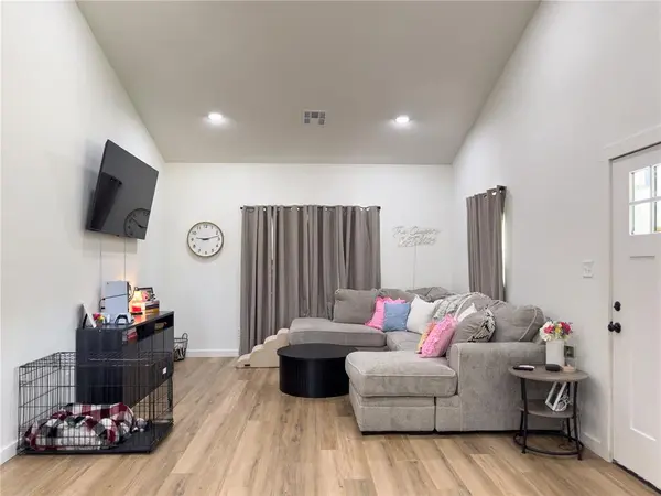 609 Kali Inla AVE, Hartshorne, OK 74547