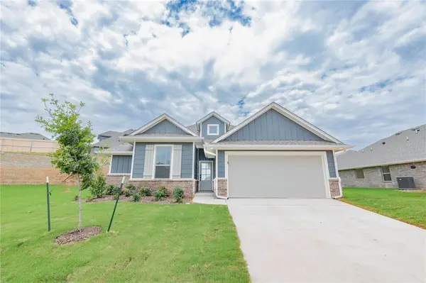 8233 Hazelwood WAY, Edmond, OK 73034
