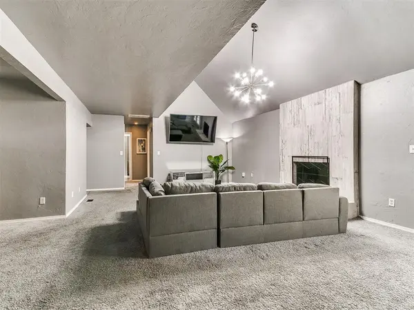 8212 Harvest Hills South BLVD, Oklahoma City, OK 73132