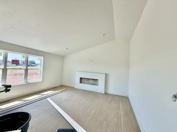 W6843 MCALLISTER CIR, Greenville, WI 54942