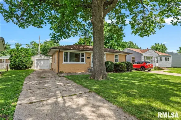 50 MIDLAND CT, Springfield, IL 62702