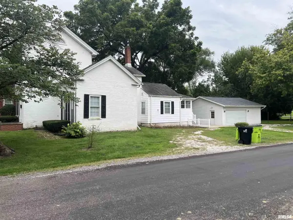 803 S CHURCH ST, Jacksonville, IL 62650