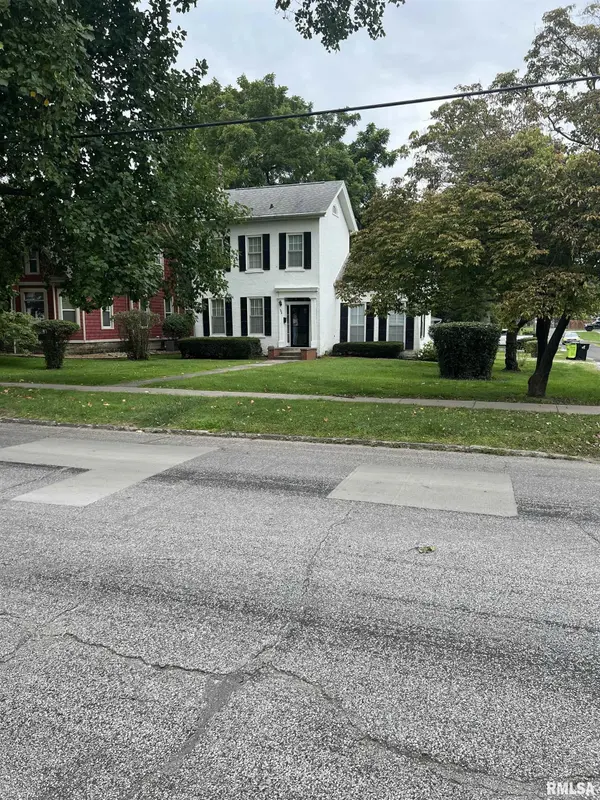 803 S CHURCH ST, Jacksonville, IL 62650